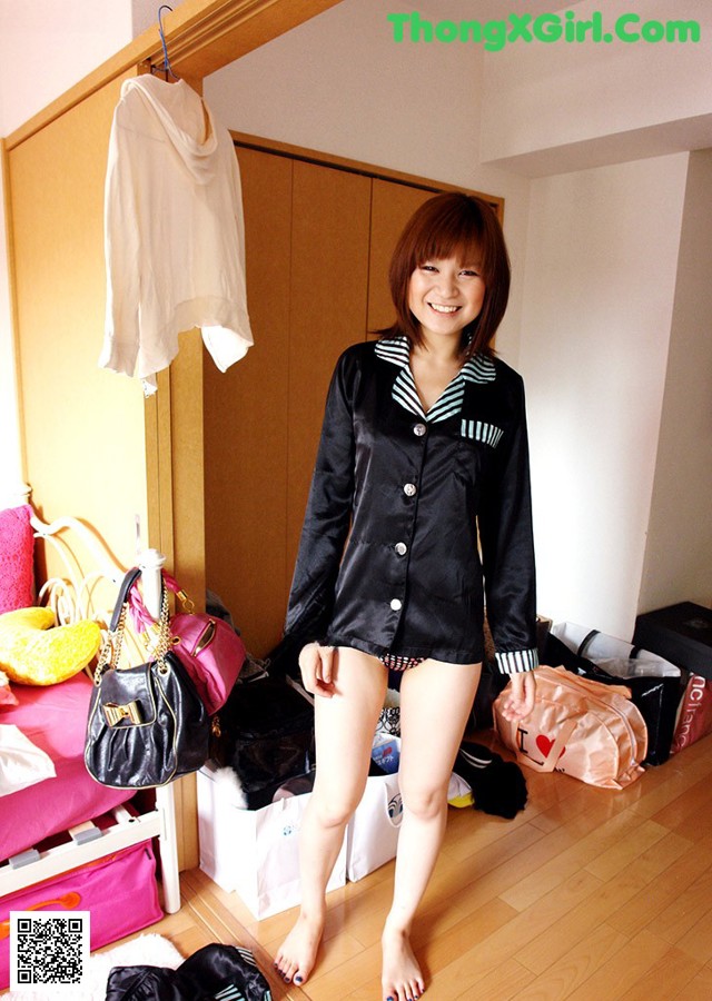 Amateur Chika - Glasses Mistress Gifs No.148d67